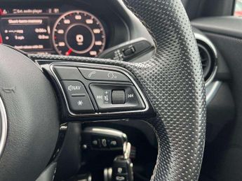 Audi Q2 35 TFSI Black Edition 5dr S Tronic
