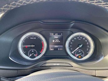 Skoda Karoq 1.5 TSI Sport Line 4x4 5dr DSG