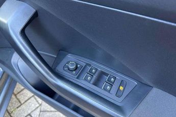 Volkswagen T-Roc 1.5 TSI EVO SE 5dr DSG