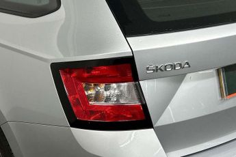 Skoda Fabia Estate 1.0 TSI 110 SE L 5dr DSG