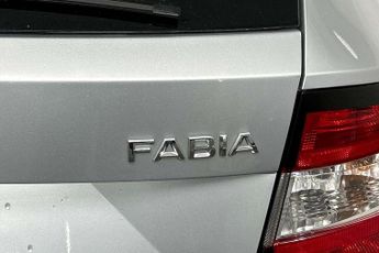 Skoda Fabia Estate 1.0 TSI 110 SE L 5dr DSG