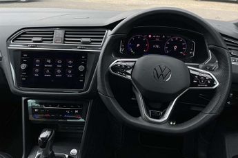 Volkswagen Tiguan 2.0 TDI 4Motion R-Line 5dr DSG