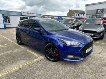 Ford Focus 2.0T EcoBoost ST-2 5dr