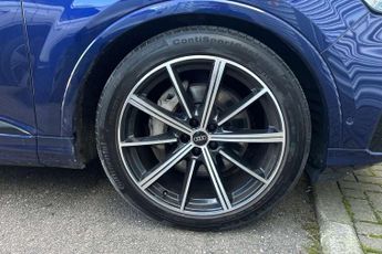 Audi Q7 55 TFSI Quattro Black Edition 5dr Tiptronic