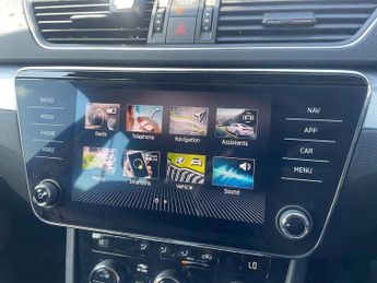 Skoda Superb Estate 2.0 TDI CR SE 5dr DSG