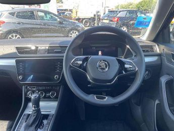 Skoda Superb Estate 2.0 TDI CR SE 5dr DSG
