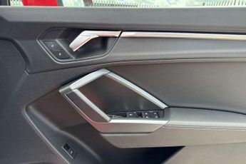 Audi Q3 35 TFSI S Line 5dr S Tronic