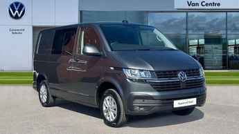 Volkswagen Transporter 2.0 TDI 150 Highline Kombi Van DSG