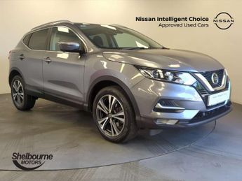 Nissan Qashqai 1.3 DiG-T N-Connecta 5dr [Glass Roof Pack]