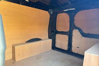 Volkswagen Caddy 2.0 TDI 122PS Commerce Plus Van DSG