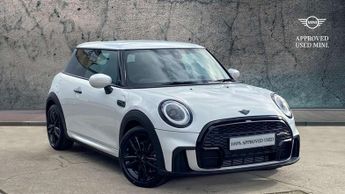 MINI Hatch 1.5 Cooper Sport 3dr Auto [Nav Pack]