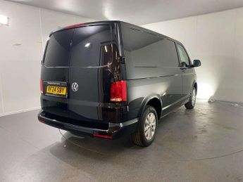 Volkswagen Transporter 2.0 TDI 150 Highline Van DSG