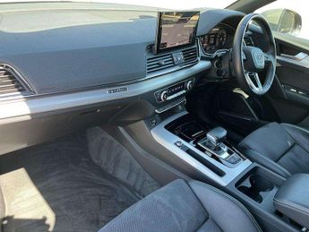 Audi Q5 45 TFSI Quattro S Line 5dr S Tronic [Tech Pro]