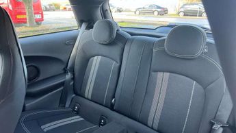 MINI Hatchback 2.0 Cooper S Sport II 3dr Auto