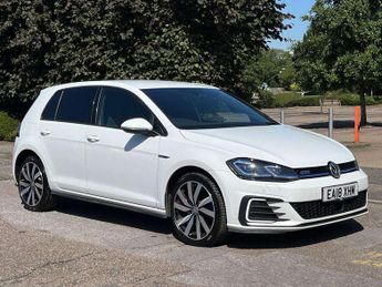 Volkswagen Golf 1.4 TSI GTE Advance 5dr DSG