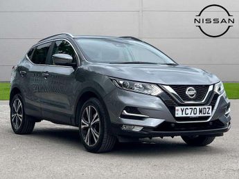 Nissan Qashqai 1.3 DiG-T N-Connecta 5dr [Glass Roof Pack]