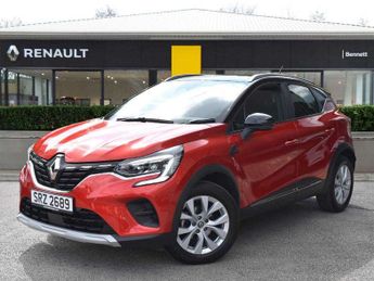 Renault Captur 1.3 TCE 140 Iconic 5dr