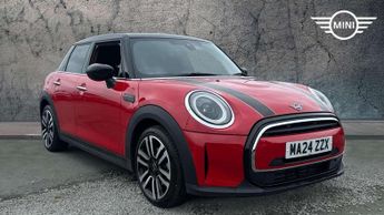 MINI Hatch 1.5 Cooper Exclusive 5dr Auto [Comfort/Nav Pack]