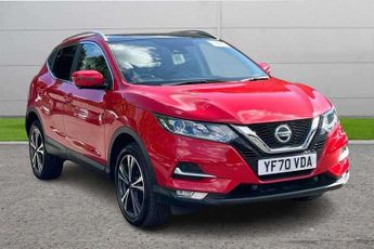 Nissan Qashqai 1.3 DiG-T N-Connecta 5dr [Glass Roof Pack]