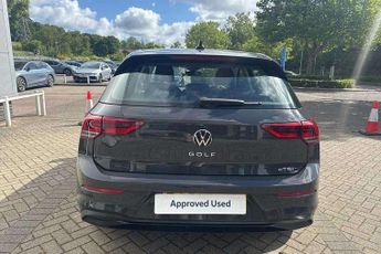 Volkswagen Golf 1.5 eTSI 150 Life 5dr DSG