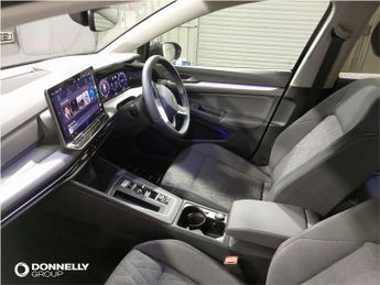 Volkswagen Golf Estate 1.5 eTSI Life 5dr DSG