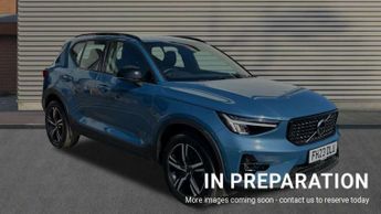 Volvo XC40 2.0 B3P Plus Dark 5dr Auto