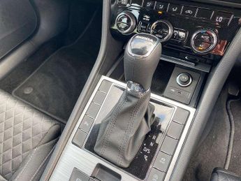 Skoda Superb Estate 2.0 TDI CR SE 5dr DSG