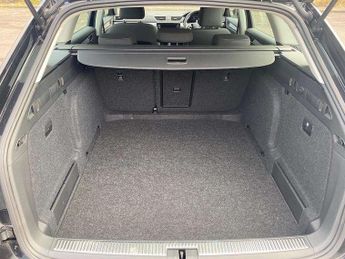 Skoda Superb Estate 2.0 TDI CR SE 5dr DSG