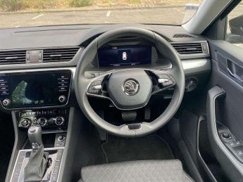 Skoda Superb Estate 2.0 TDI CR SE 5dr DSG
