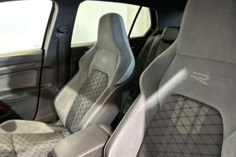 Volkswagen Golf 2.0 TDI 150 R-Line 5dr DSG