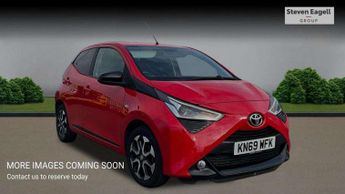 Toyota AYGO 1.0 VVT-i X-Trend 5dr x-shift