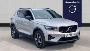 Volvo XC40 2.0 B4P Plus Dark 5dr Auto