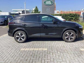 Nissan Qashqai 1.3 DiG-T MH Premiere Edition 5dr