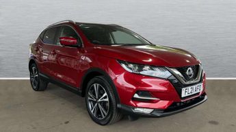 Nissan Qashqai 1.3 DiG-T N-Connecta 5dr [Glass Roof Pack]