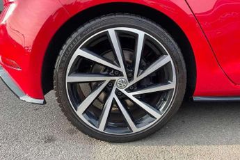 Volkswagen Golf R 2.0 TSI 300 R 5dr 4MOTION DSG