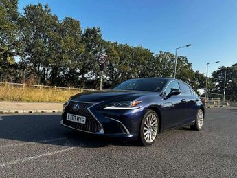 Lexus ES 300h 2.5 Takumi 4dr CVT