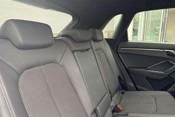 Audi Q3 35 TFSI S Line 5dr S Tronic