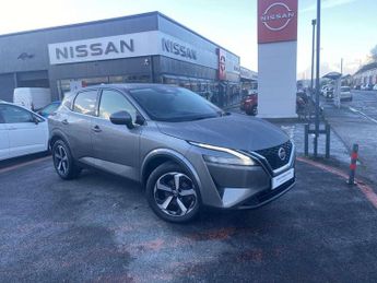 Nissan Qashqai 1.3 DiG-T MH 158 N-Connecta 5dr Xtronic