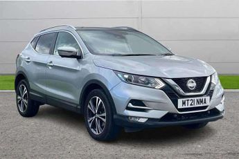 Nissan Qashqai 1.3 DiG-T N-Connecta 5dr [Glass Roof Pack]