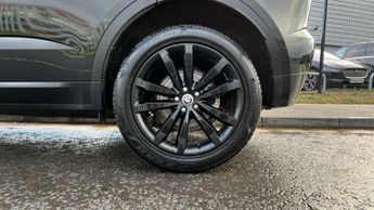 Jaguar E-Pace 2.0 D200 R-Dynamic SE Black 5dr Auto