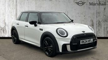 MINI Hatch 1.5 Cooper Sport 5dr Auto [Comfort/Nav Pack]