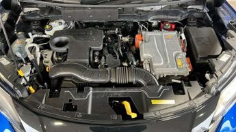 Nissan Juke 1.6 Hybrid N-Connecta 5dr Auto