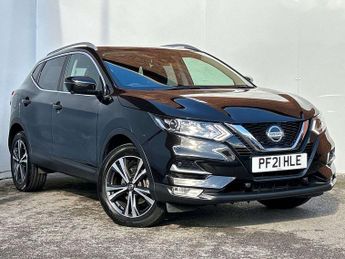 Nissan Qashqai 1.3 DiG-T N-Connecta 5dr [Glass Roof Pack]