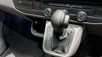 Volkswagen Transporter 2.0 TDI 150 Startline Van DSG