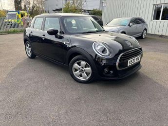 MINI Hatch 1.5 Cooper Classic II 5dr