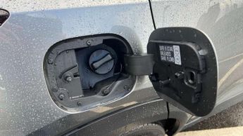 Nissan Juke 1.6 Hybrid N-Connecta 5dr Auto