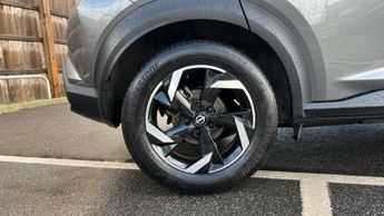 Nissan Juke 1.6 Hybrid N-Connecta 5dr Auto