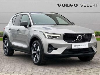 Volvo XC40 2.0 B3P Plus Dark 5dr Auto