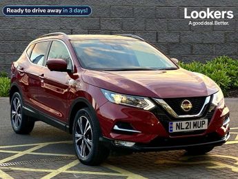 Nissan Qashqai 1.3 DiG-T N-Connecta 5dr [Glass Roof Pack]