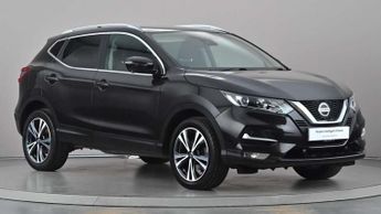 Nissan Qashqai 1.3 DiG-T N-Connecta 5dr [Glass Roof Pack]